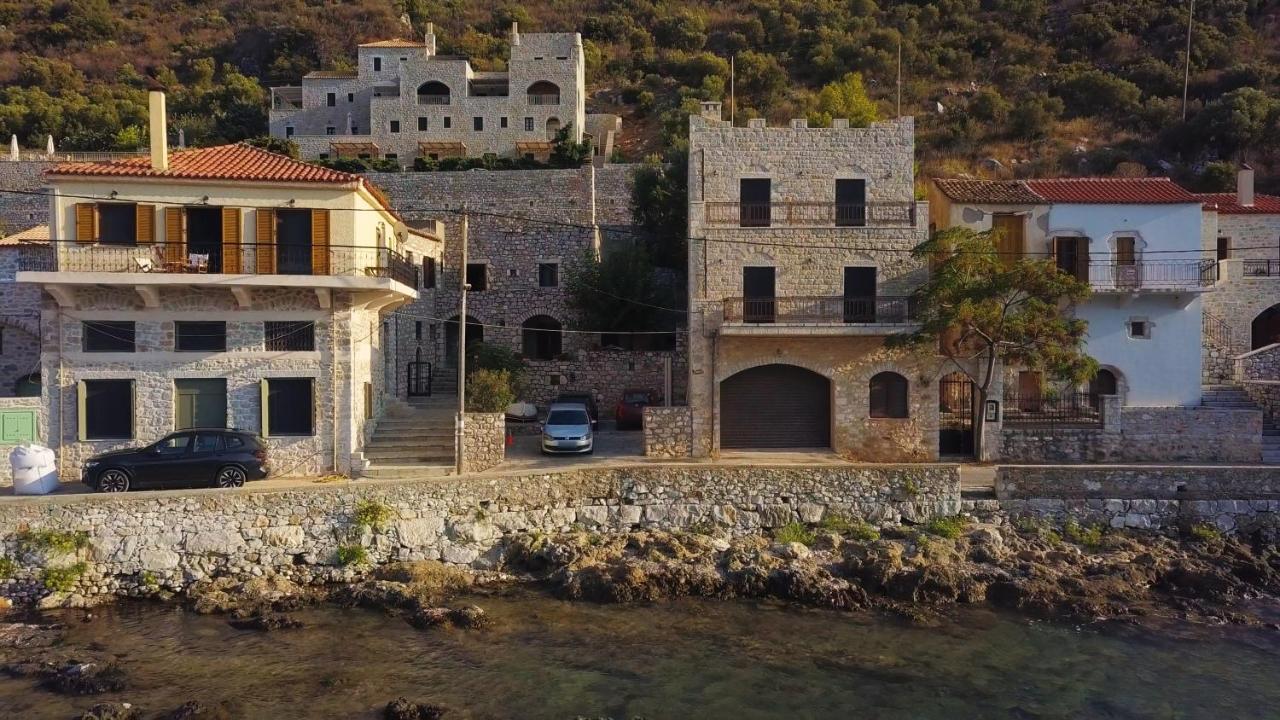 Mani Home Néon Oítilon Exterior foto
